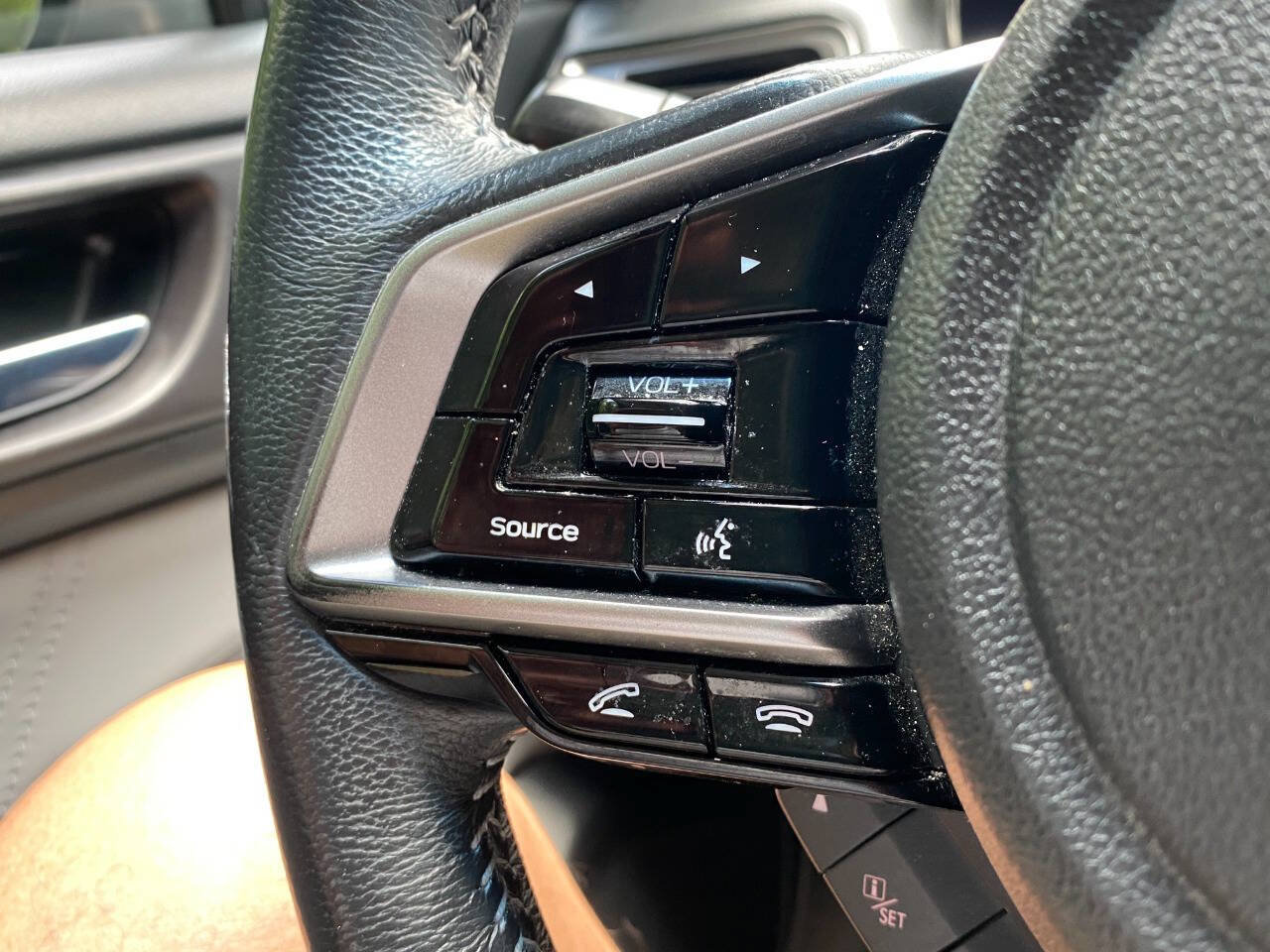 Used 2019 Subaru Outback 2.5i Limited AWD/4WD image 24
