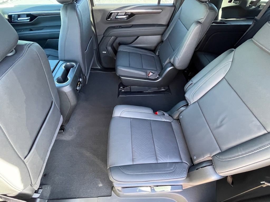 New 2026 Chevrolet Suburban LT w/ Comfort Package image 22