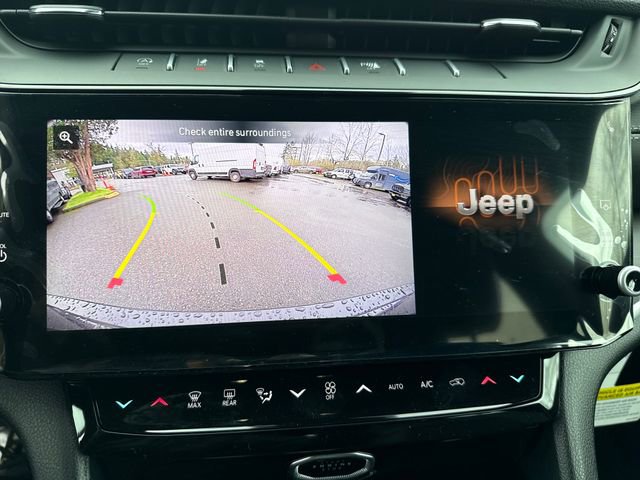 New 2026 Jeep Grand Cherokee Altitude image 24