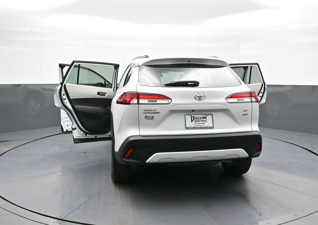 Certified 2024 Toyota Corolla Cross LE AWD/4WD image 46