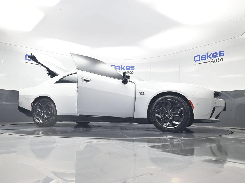 Used 2025 Dodge Charger Daytona R/T w/ Quick Order Package 25M R/T AWD/4WD image 54