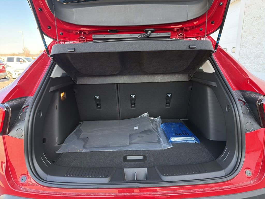 New 2026 Chevrolet Trax LT image 24