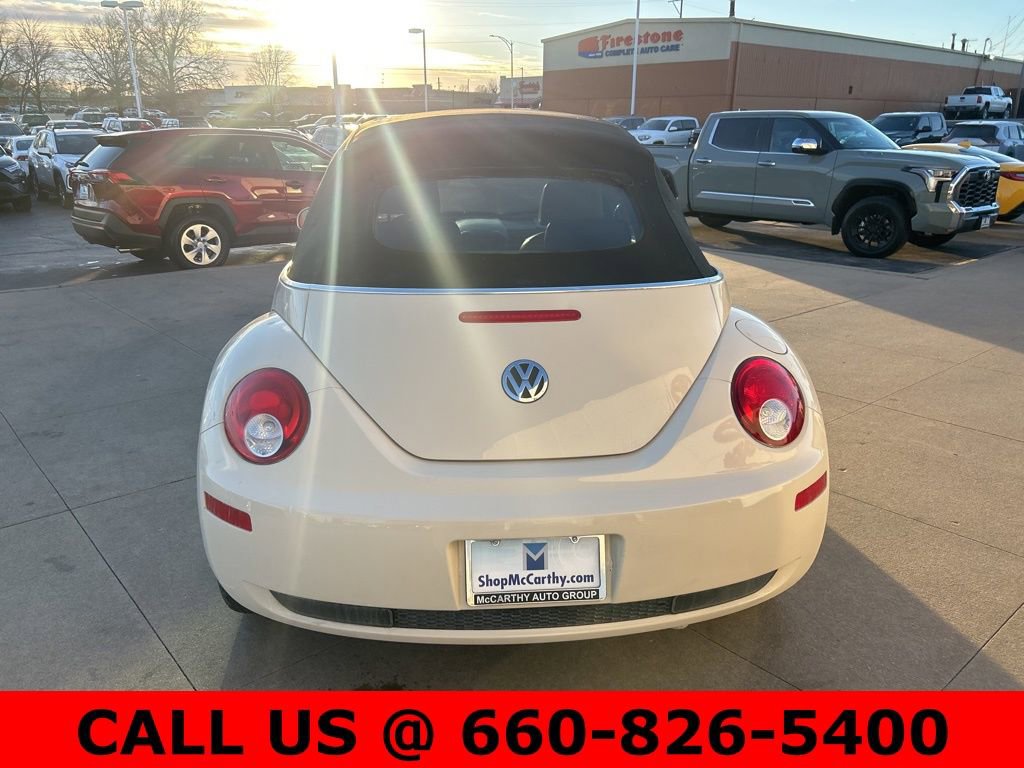 Used 2006 Volkswagen Beetle 2.5L image 4
