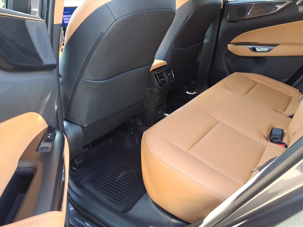 Used 2025 Lexus NX 350 AWD w/ Accessory Package (2T) image 33