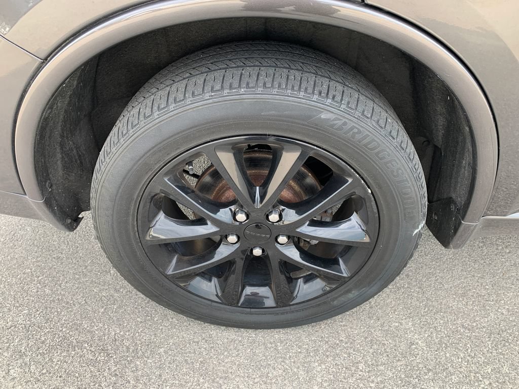 Used 2017 Dodge Durango GT w/ Blacktop Package AWD/4WD image 9