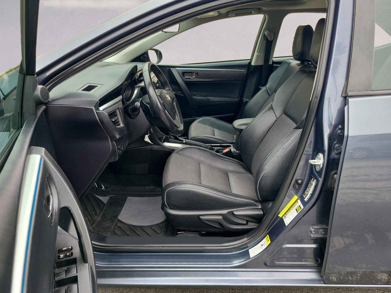 Used 2015 Toyota Corolla S FWD image 11