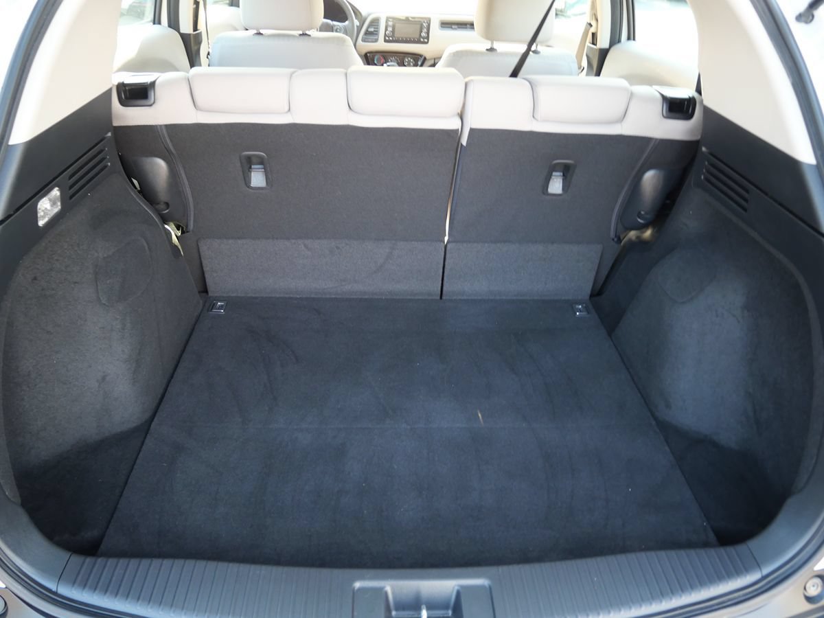 Used 2016 Honda HR-V LX image 21