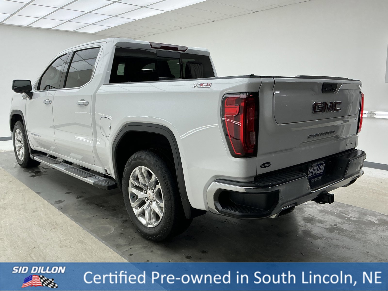 Used 2019 GMC Sierra 1500 SLT w/ SLT Premium Plus Package image 6