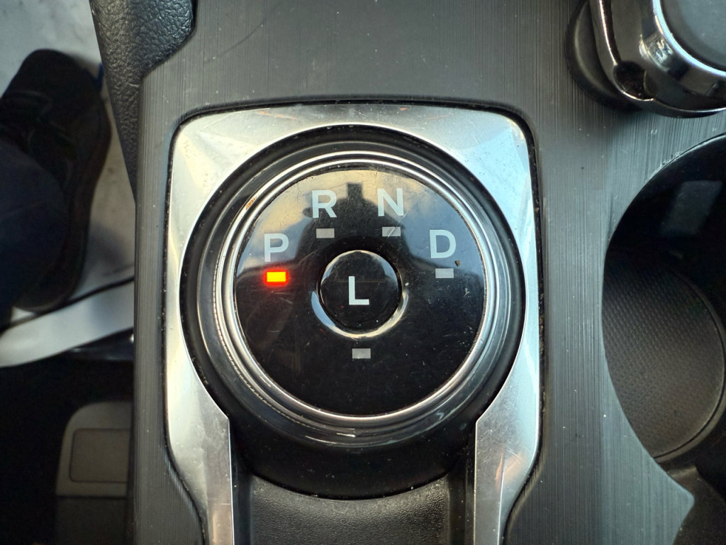 Used 2020 Ford Escape SEL image 21