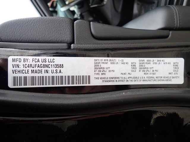 Used 2022 Jeep Grand Cherokee Laredo X image 18