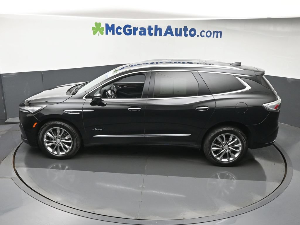 Used 2022 Buick Enclave Avenir w/ Avenir Technology Package AWD/4WD image 25