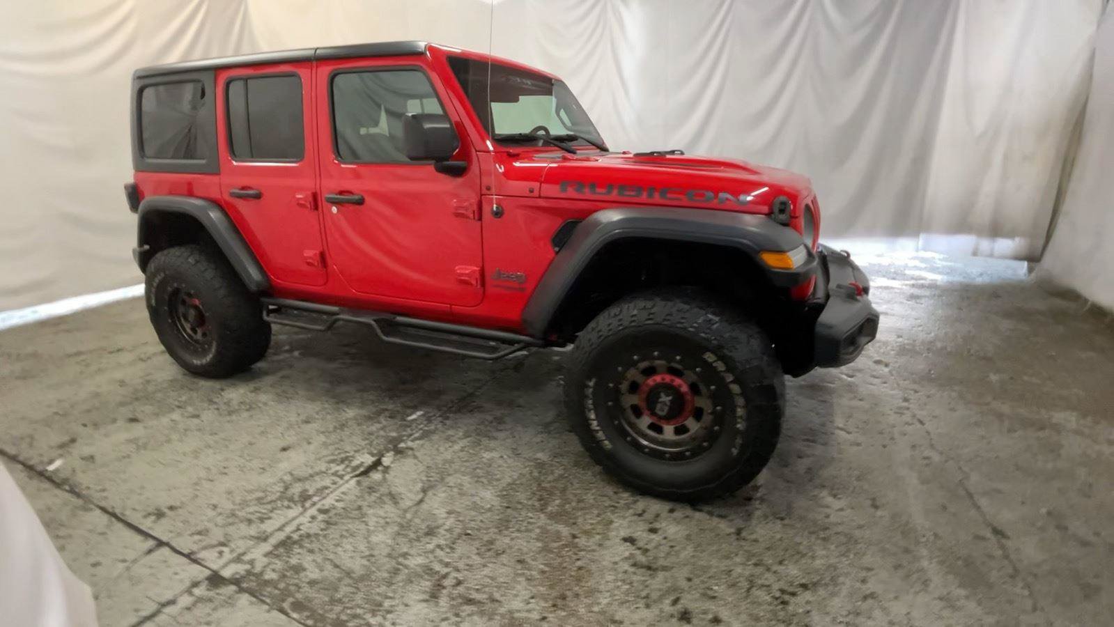 Used 2019 Jeep Wrangler Unlimited Rubicon w/ Dual Top Group AWD/4WD image 3