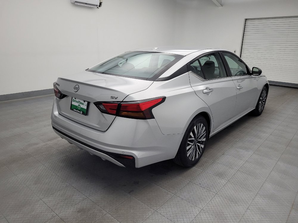 Used 2024 Nissan Altima 2.5 SV image 9