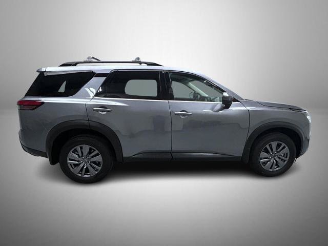 Certified 2025 Nissan Pathfinder SV AWD/4WD image 4