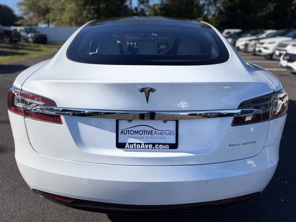 Used 2020 Tesla Model S AWD image 4