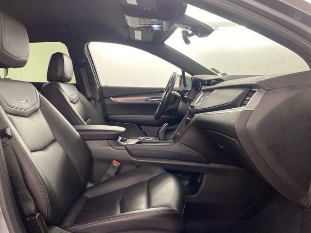 Used 2023 Cadillac XT5 Luxury w/ LPO, Floor Liner Package image 13
