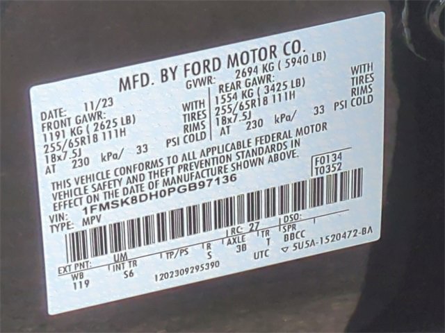 Used 2023 Ford Explorer XLT w/ Equipment Group 202A image 38