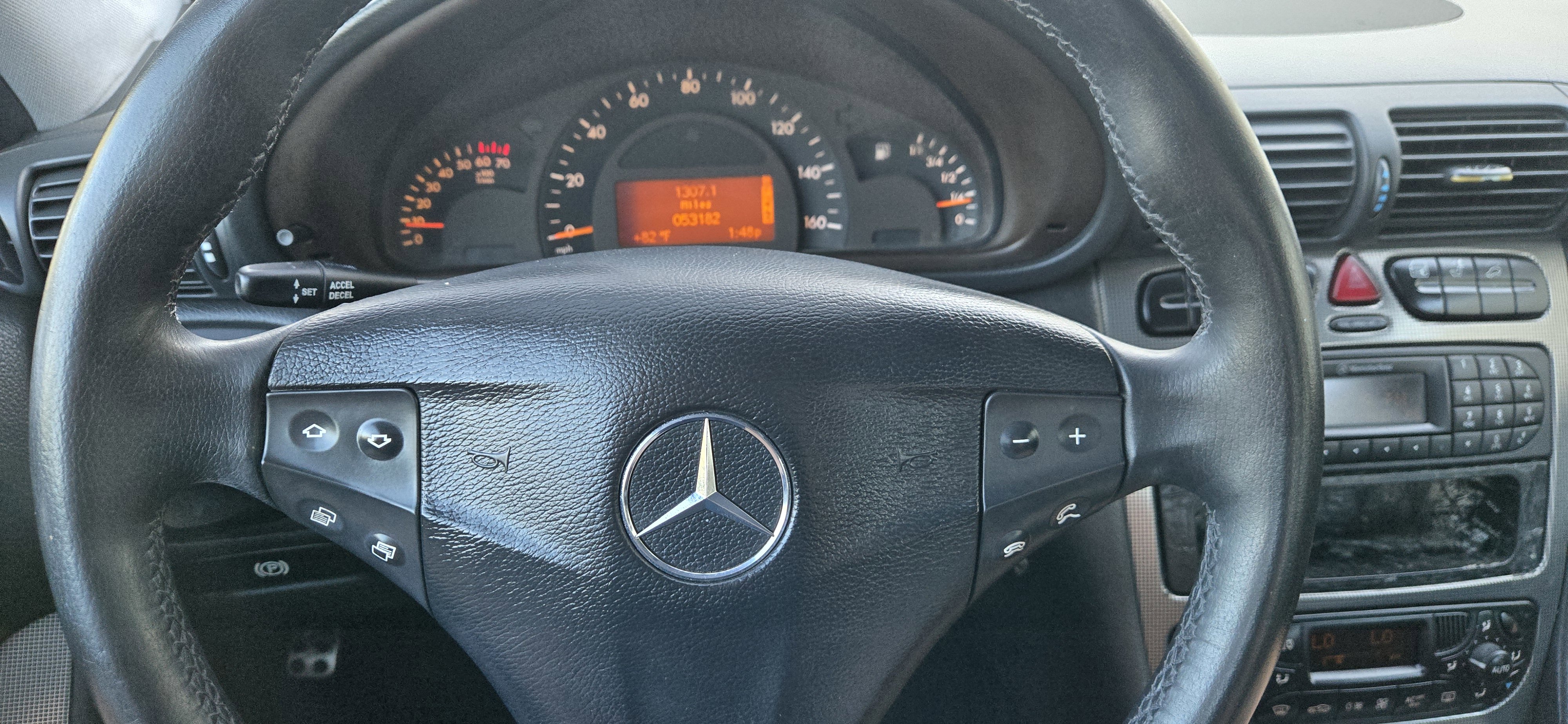Used 2004 Mercedes-Benz C 320 Sedan image 29