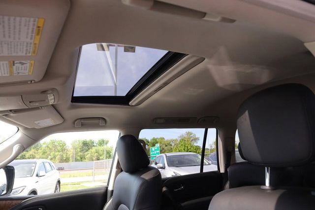 Used 2024 Nissan Armada SL w/ Captain's Chairs Package AWD/4WD image 9