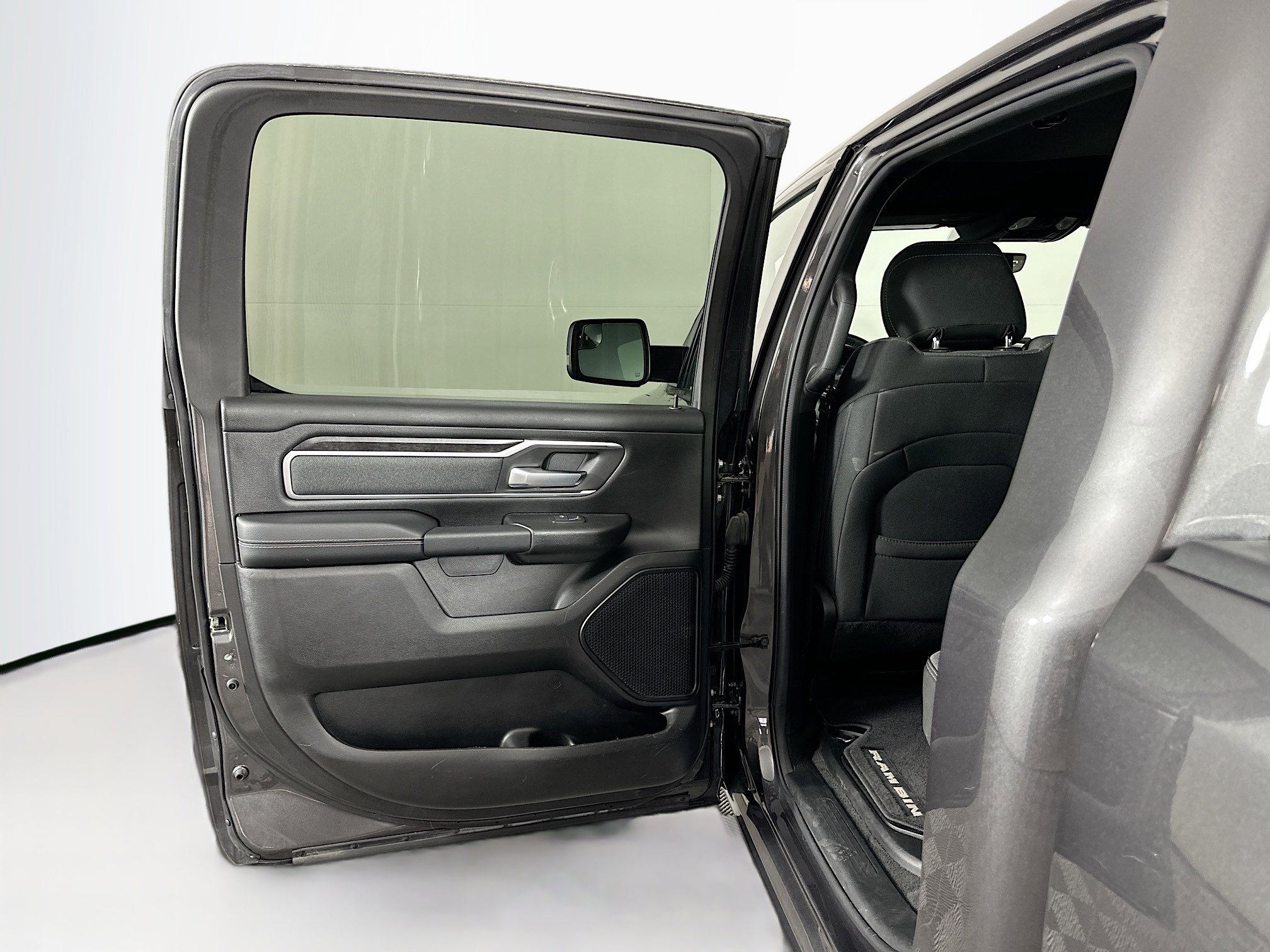 Used 2022 RAM 1500 Big Horn AWD/4WD image 25