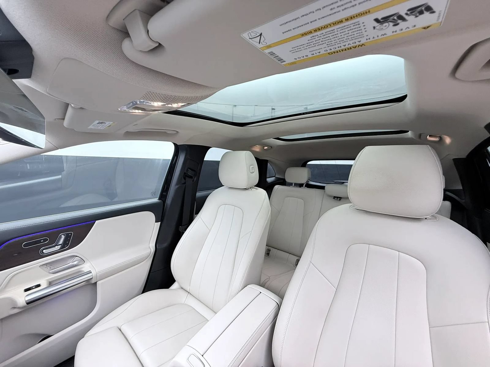 Used 2021 Mercedes-Benz GLA 250 4MATIC w/ Premium Package image 44