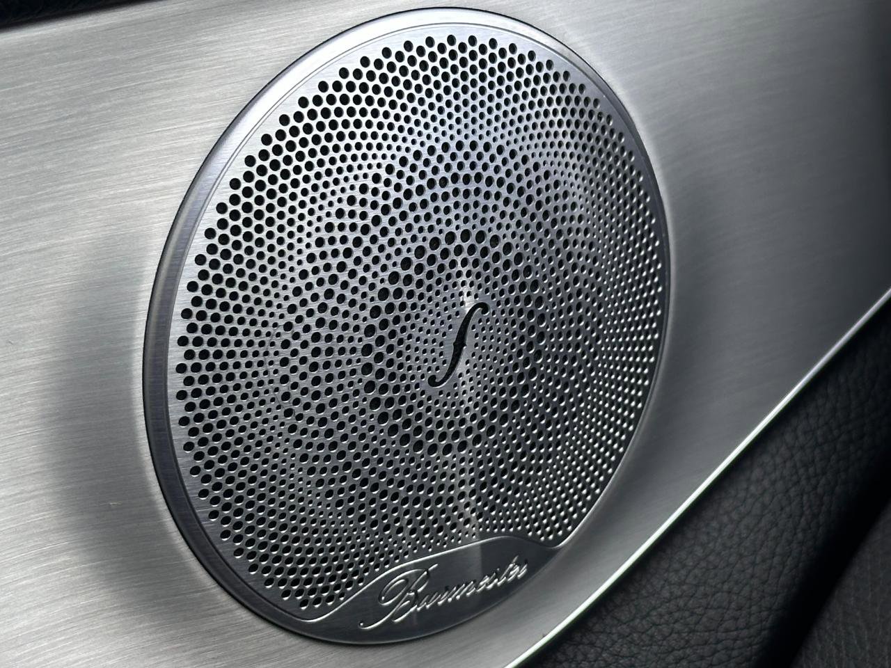 Used 2021 Mercedes-Benz C 300 Sedan image 5