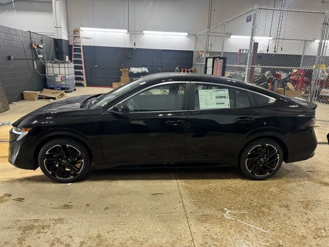 New 2026 Nissan Sentra SR w/ SR Premium Package image 2