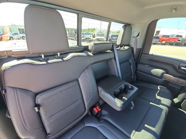 Used 2022 GMC Sierra 3500 Denali w/ Denali Ultimate Package AWD/4WD image 16