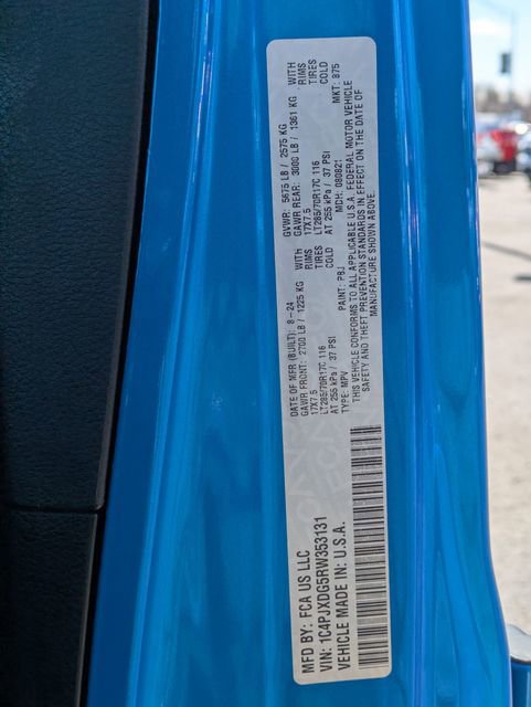 Certified 2024 Jeep Wrangler Willys image 34