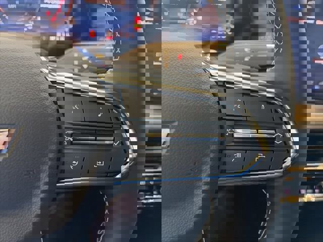 New 2026 Chevrolet Traverse LT w/ Driver Confidence Package FWD image 18