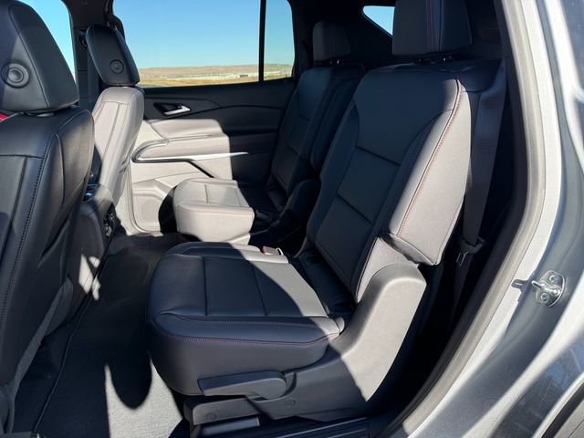 Used 2025 Chevrolet Traverse Z71 w/ Driver Confidence Package image 29