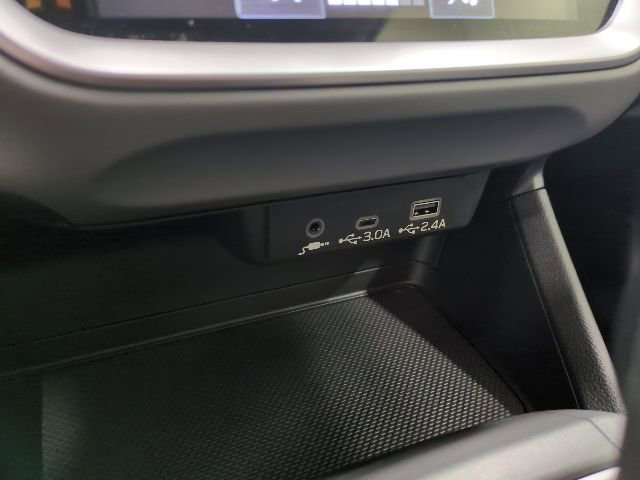 Certified 2025 Subaru Crosstrek 2.0i Premium image 9