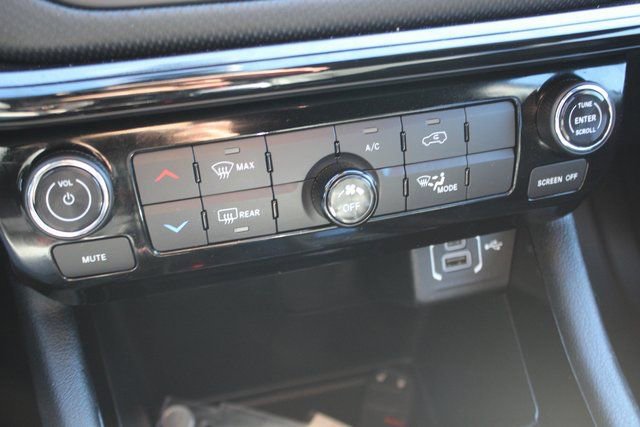 Used 2022 Jeep Compass Altitude image 8