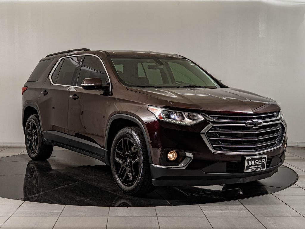 Used 2020 Chevrolet Traverse LT FWD image 3