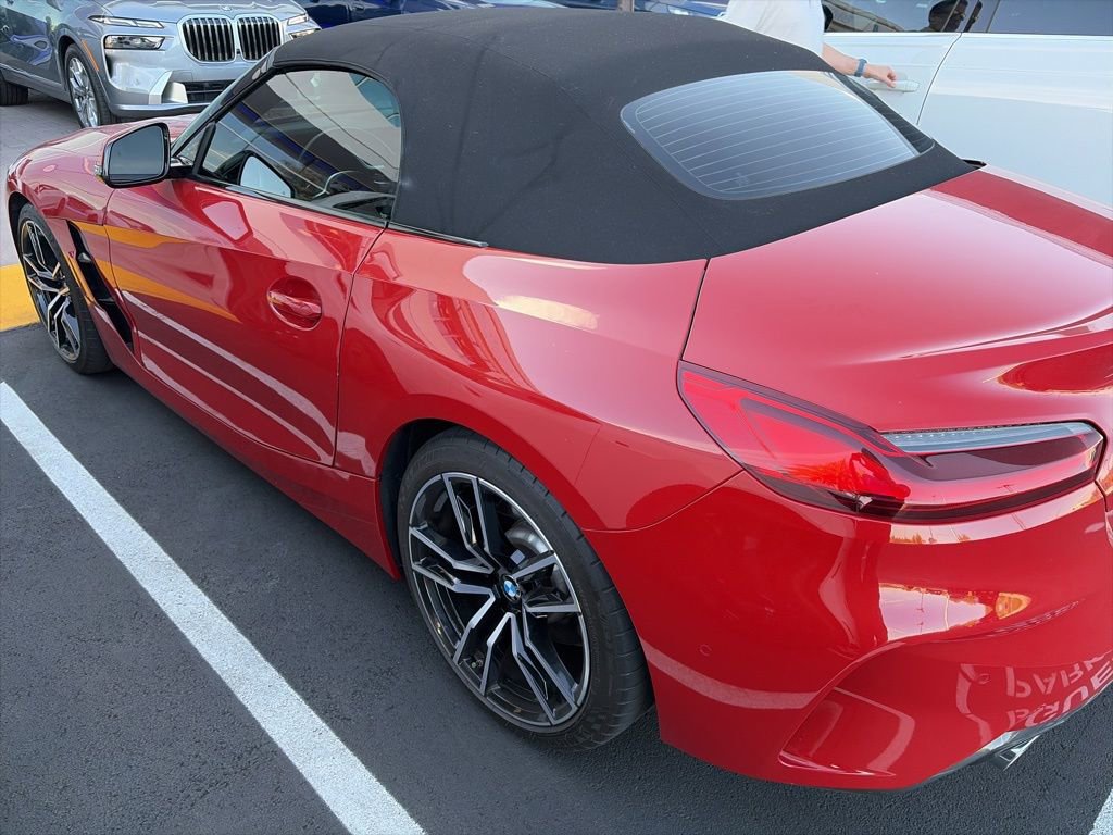 Used 2020 BMW Z4 sDrive30i w/ Premium Package image 6