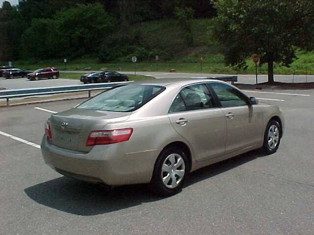 Used 2007 Toyota Camry LE FWD image 27