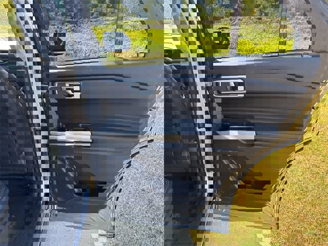 Used 2021 Ford Explorer XLT w/ Equipment Group 202A image 42