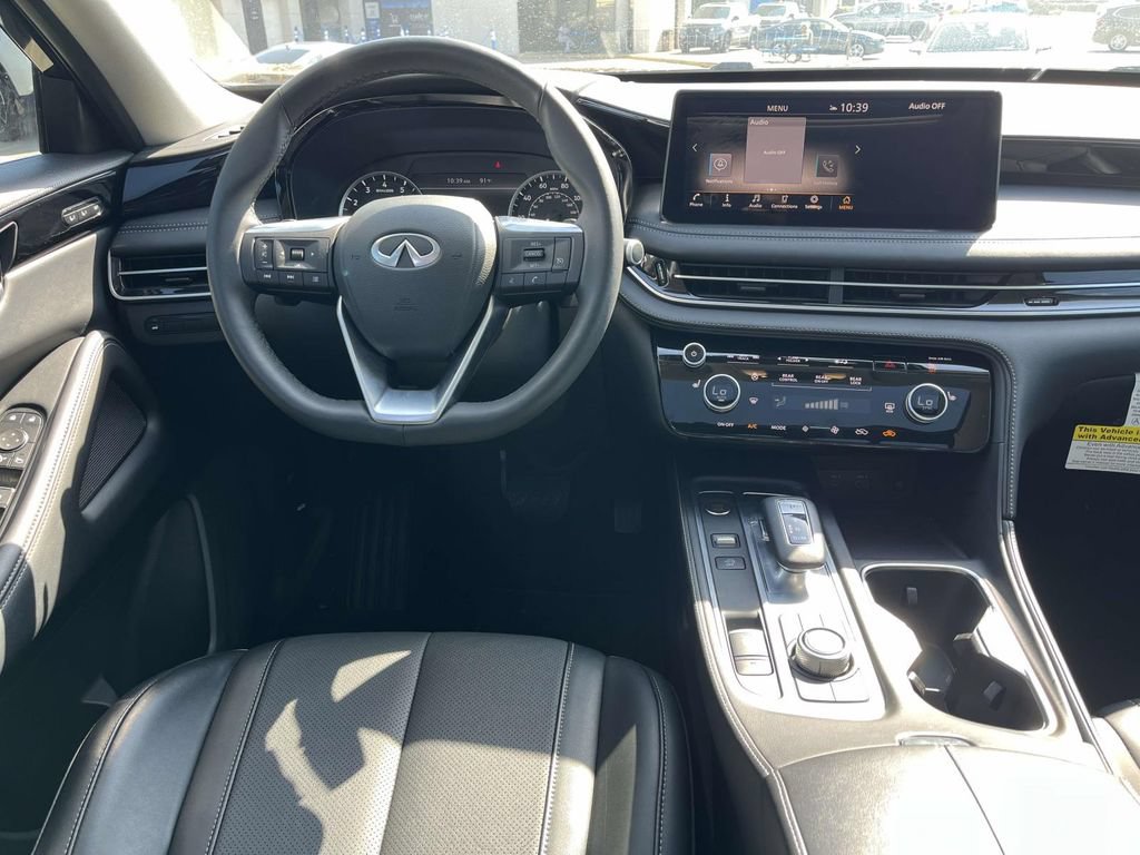 Used 2025 INFINITI QX60 Pure FWD image 12