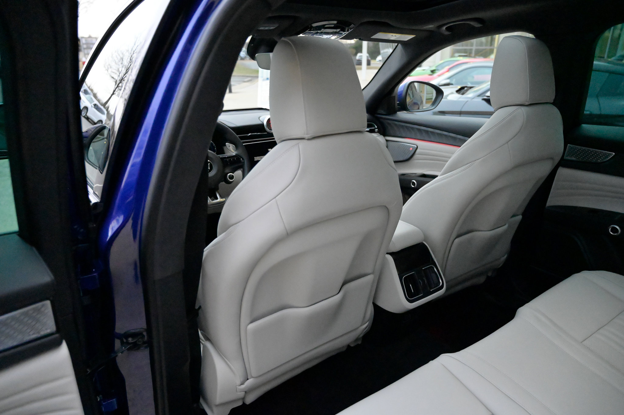 New 2026 Maserati Grecale Modena image 37