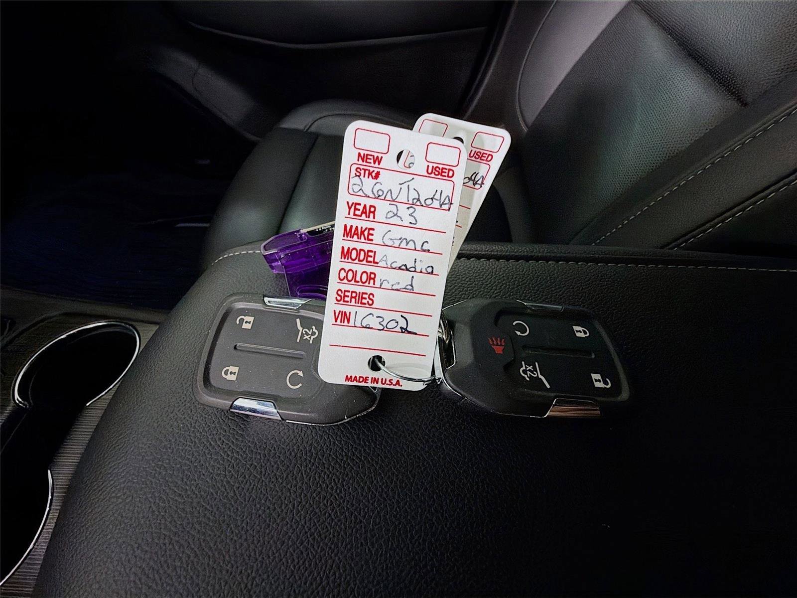 Used 2023 GMC Acadia SLT w/ Elevation Edition AWD/4WD image 37