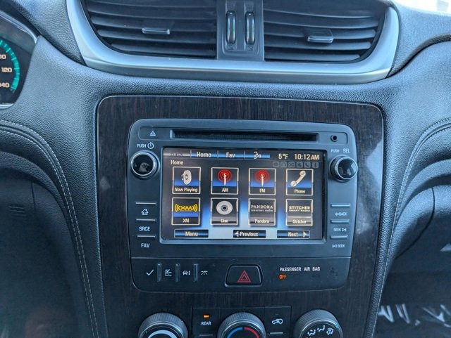 Used 2015 Chevrolet Traverse LT w/ Style and Technology Package image 15