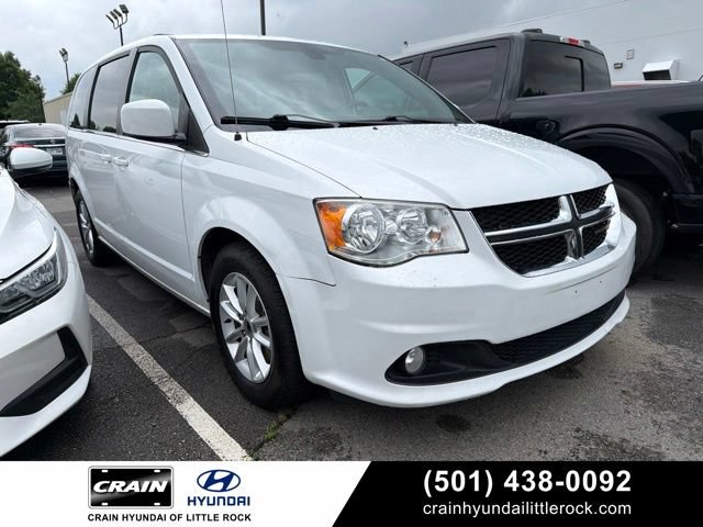 Used 2020 Dodge Grand Caravan SXT FWD image 1