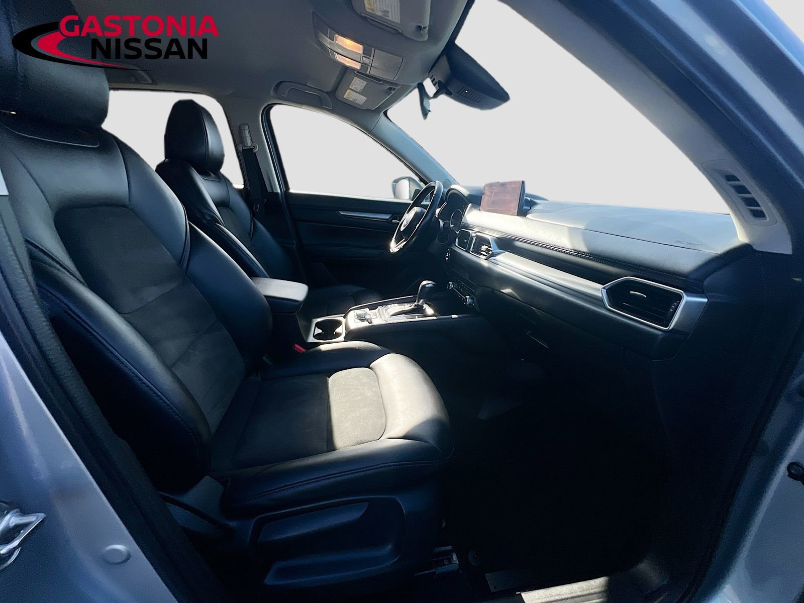 Used 2021 MAZDA CX-5 Touring image 38