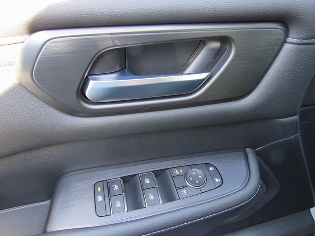 New 2026 Nissan Armada SV image 13