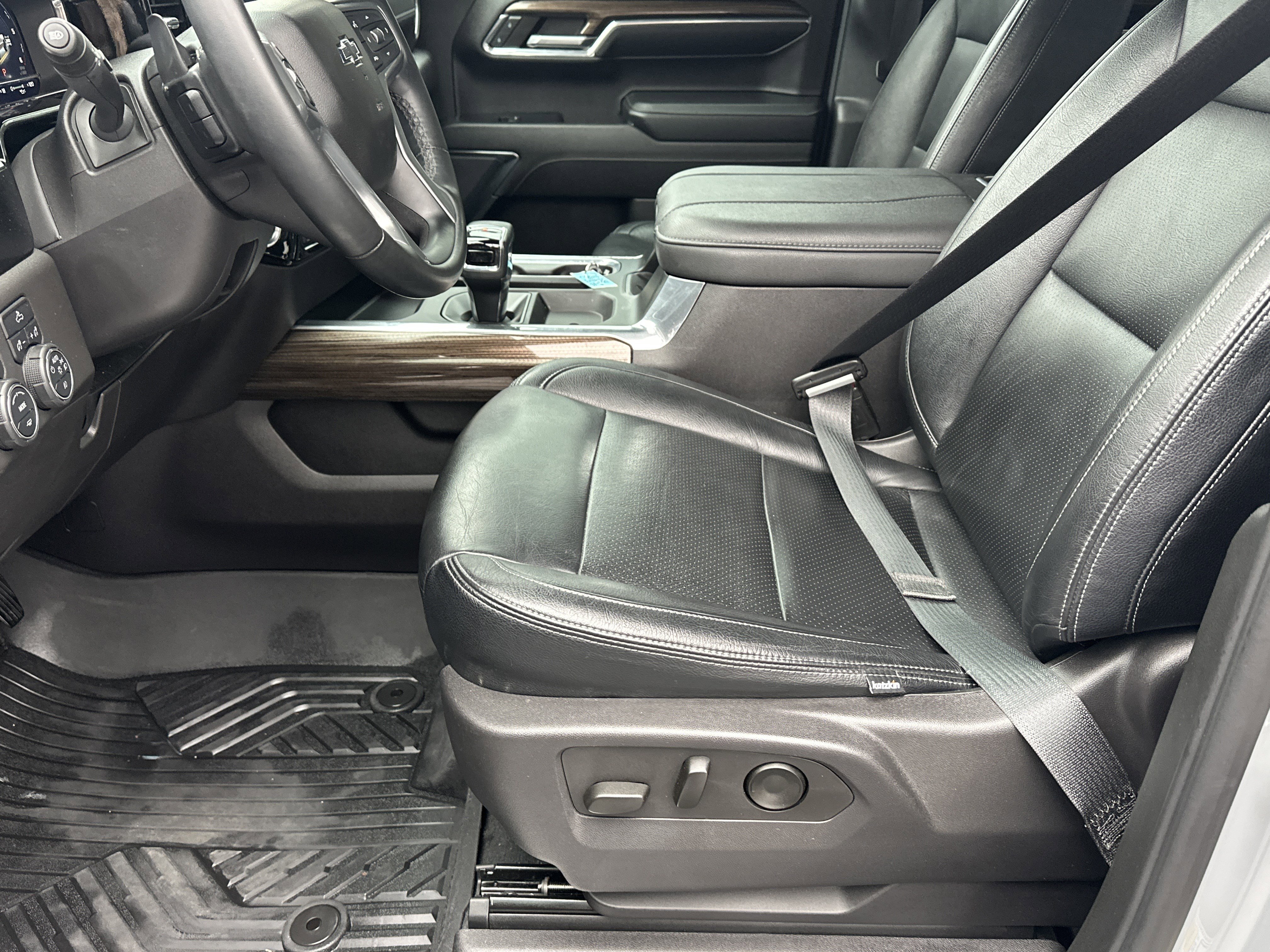 Certified 2024 Chevrolet Silverado 1500 LT Trail Boss image 9