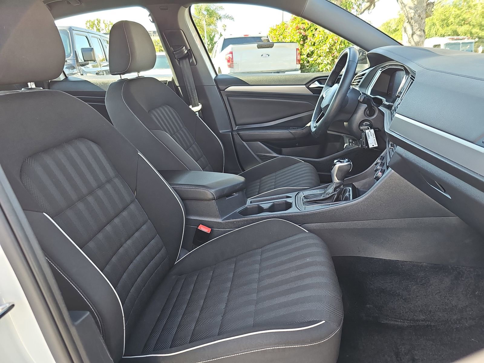 Used 2022 Volkswagen Jetta Sport FWD image 10