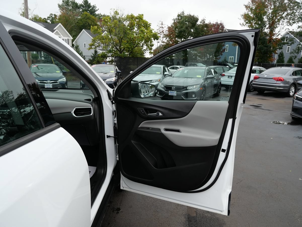 Used 2019 Chevrolet Equinox LS AWD/4WD image 20