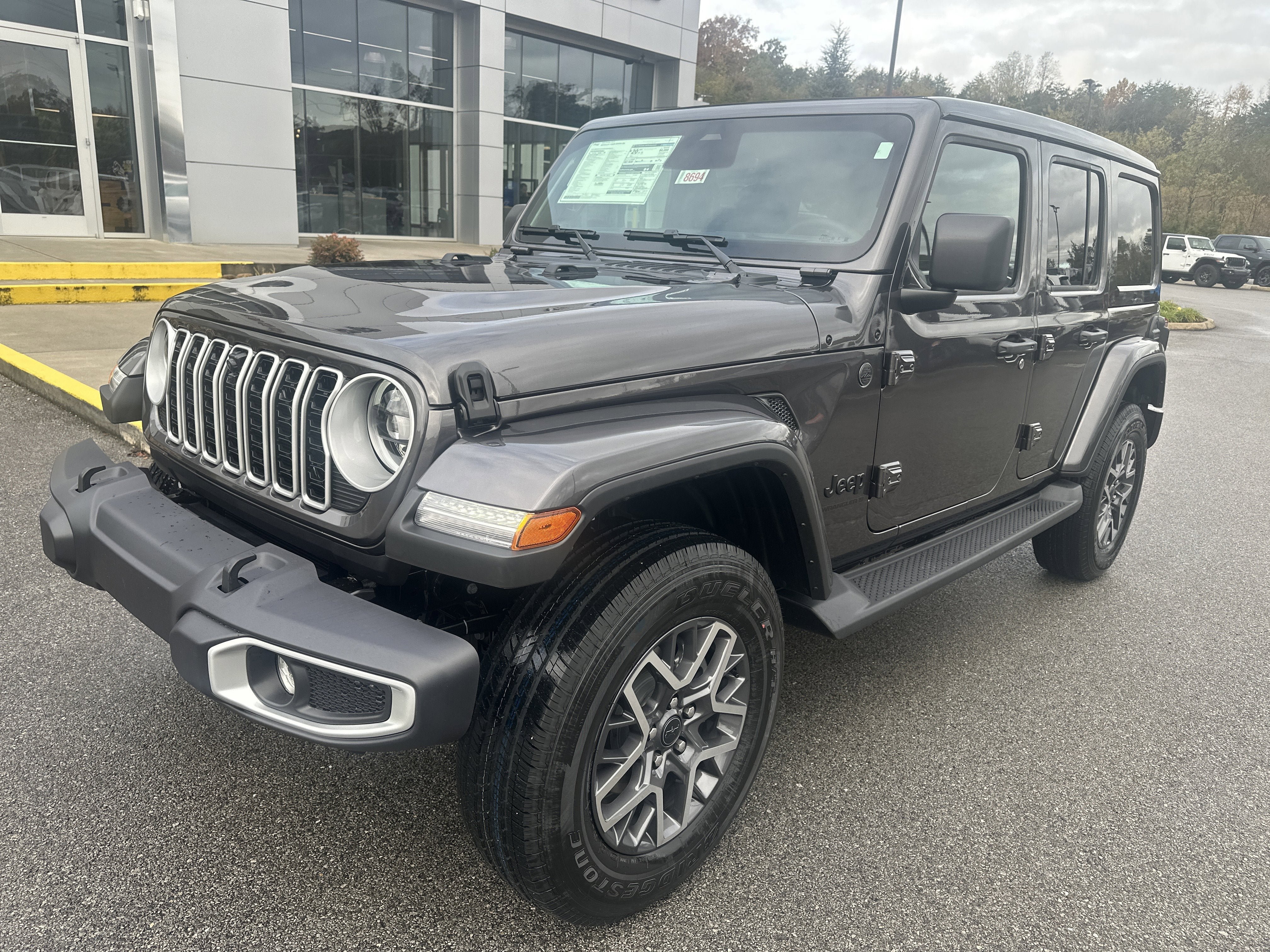 New 2026 Jeep Wrangler Unlimited Sahara AWD/4WD image 2