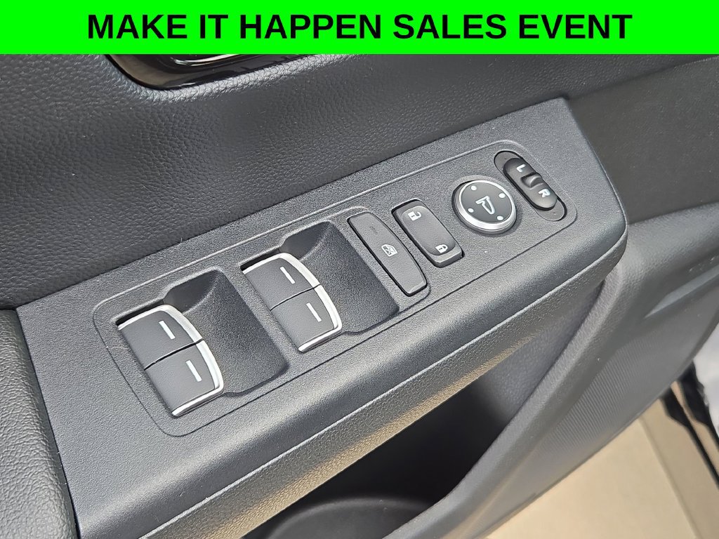 Used 2025 Honda CR-V EX-L image 12