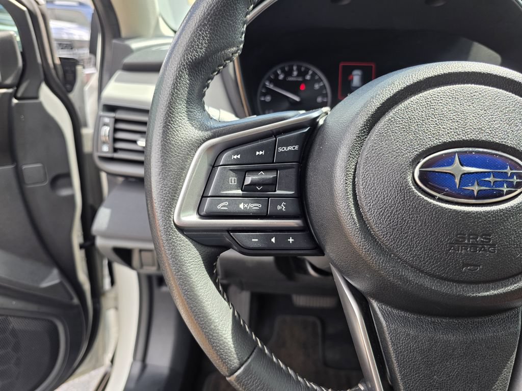 Used 2025 Subaru Outback Premium AWD/4WD image 23